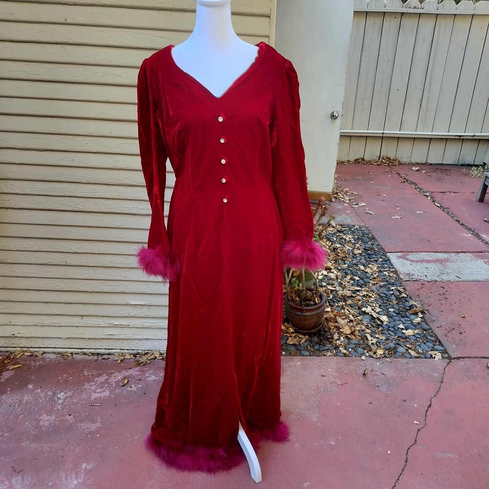 Vintage Miss Melinda California Red Velvet Feather Trim Long Sleeve Maxi Dress‎